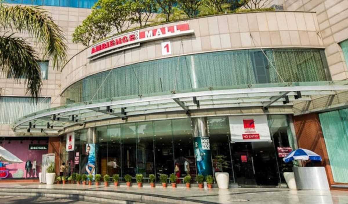 गुरुग्राम के एंबियंस मॉल को बम से उड़ाने की धमकी, पुलिस व बम स्क्वॉड मौके पर पहुंचे